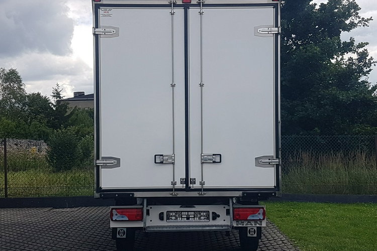 MAN TGE 3.140 VW CRAFTER 8EP CHŁODNIA AGREGAT 4.20x2.11x2.20 IZOTERMA zdjęcie 16