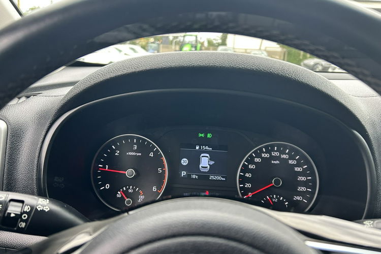 Kia Sportage Tylko 24 tyś km DIESEL / HYBRYDA zdjęcie 14