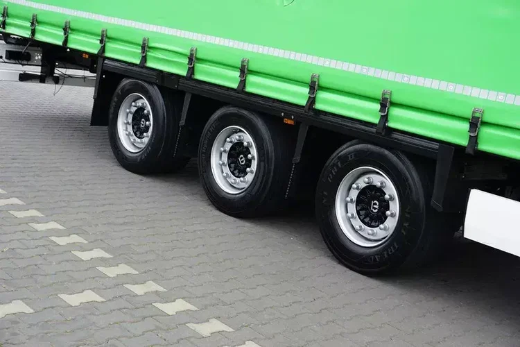 Krone FIRANKA / MEGA / DACH PODNOSZONY / XL zdjęcie 9