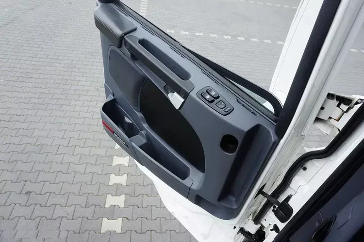 Scania G 490 / 6 X 2 / SKRZYNIOWY + HDS / HMF 3220 K7 / WYSIĘG 18.9 M zdjęcie 21