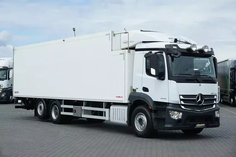 Mercedes ANTOS / 2535 / EURO 6 / CHŁODNIA + WINDA / 23 PALETY / OŚ SKRĘTNA zdjęcie 2
