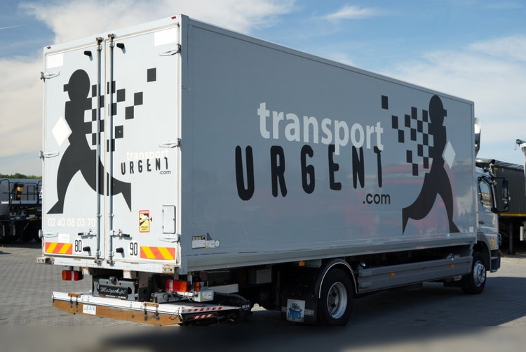 Mercedes ATEGO / 1324 / KONTENER / BOK ROZSUWANY / SOLÓWKA / WINDA DHOLLANDIA / MANUAL / SPROWADZONY zdjęcie 9