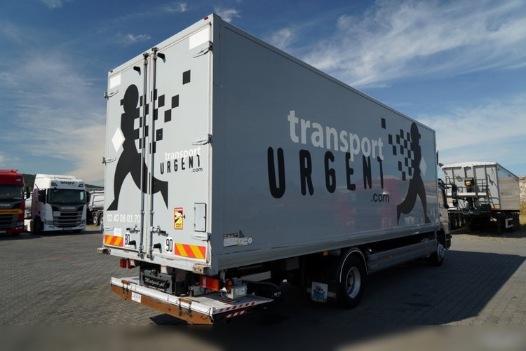 Mercedes ATEGO / 1324 / KONTENER / BOK ROZSUWANY / SOLÓWKA / WINDA DHOLLANDIA / MANUAL / SPROWADZONY zdjęcie 10