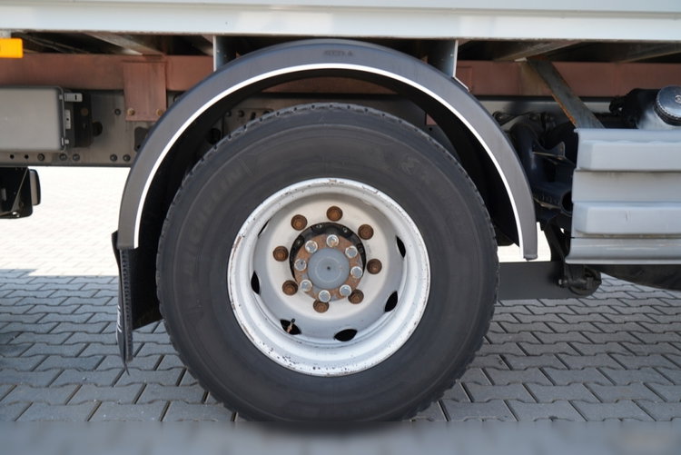 Mercedes ATEGO / 1324 / KONTENER / BOK ROZSUWANY / SOLÓWKA / WINDA DHOLLANDIA / MANUAL / SPROWADZONY zdjęcie 34