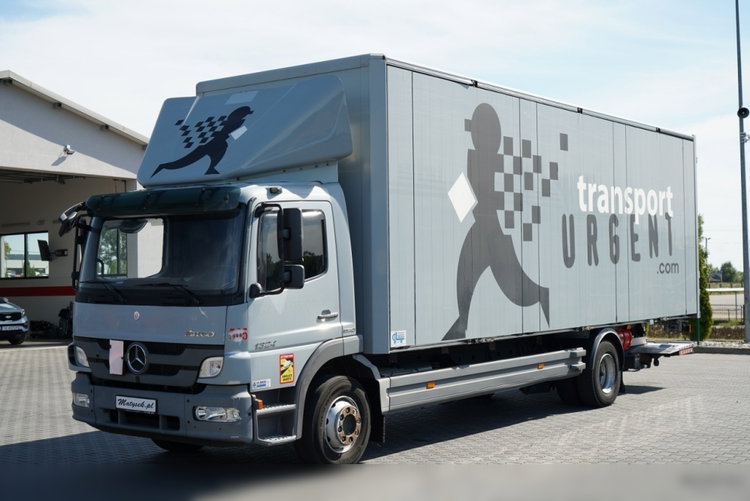 Mercedes ATEGO / 1324 / KONTENER / BOK ROZSUWANY / SOLÓWKA / WINDA DHOLLANDIA / MANUAL / SPROWADZONY zdjęcie 4