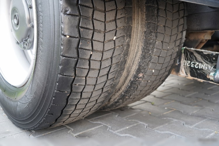 Mercedes AXOR 1829 / RETARDER / RAMA POD ZABUDOWĘ / 4 M / SPROWADZONY / PO KONTRAKCIE SERWISOWYM zdjęcie 19