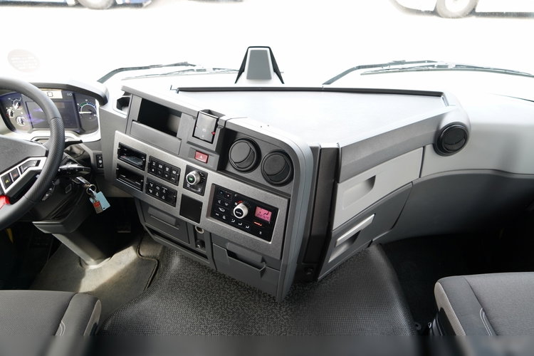 Renault T 440 / 13 LITROWY / RETARDER / I-PARK COOL / ALUFELGI / SPROWADZONA / 2017 ROK zdjęcie 29