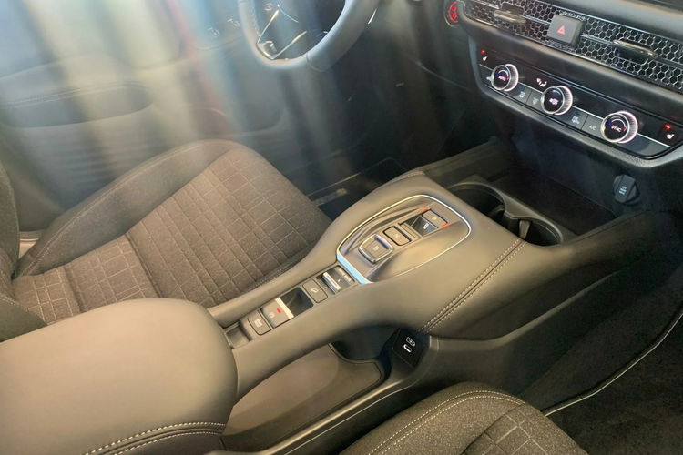 ZR-V Honda ZR-V Elegance z BSI 2.0 (184 KM) 2WD e:HEV e:CVT (100) zdjęcie 11