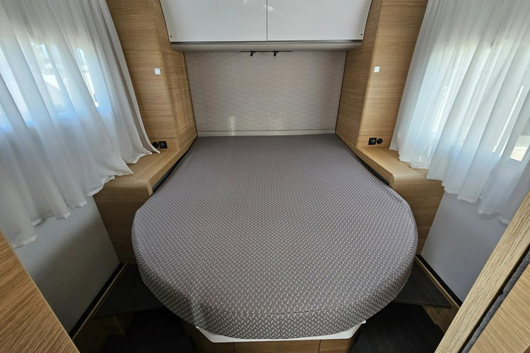 inny Adria Sonic 700 DC zdjęcie 21