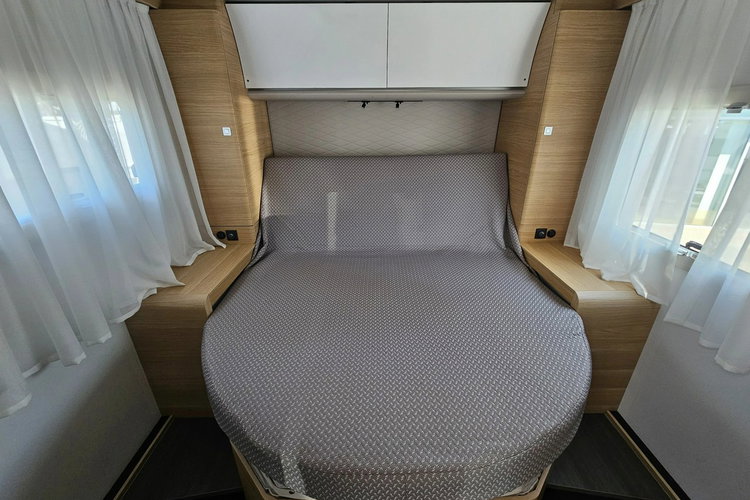 inny Adria Sonic 700 DC zdjęcie 22