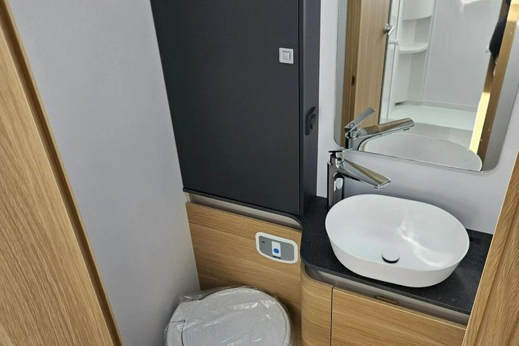 inny Adria Matrix Axess 670 SL zdjęcie 13