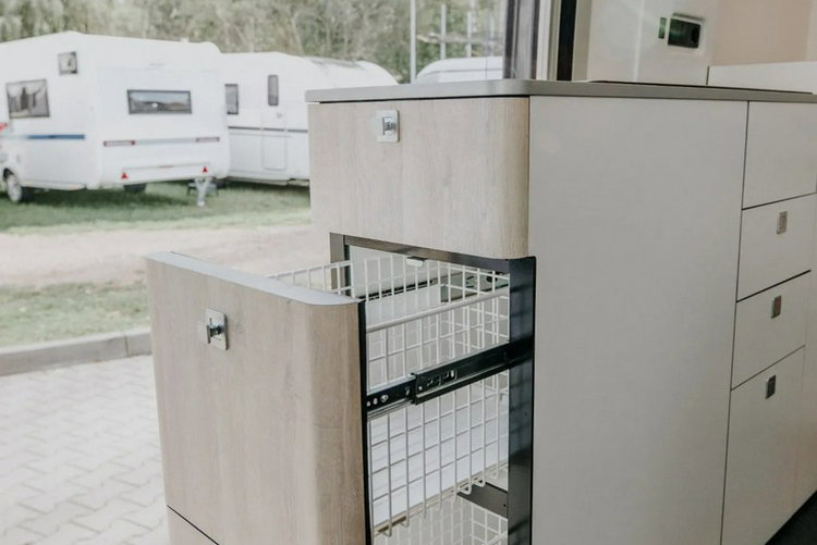 inny Westfalia Meridian 600 D Limited zdjęcie 17