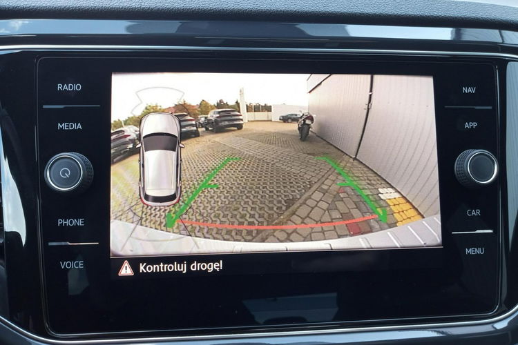 Volkswagen T-Roc 1.5TSI 150KM DSG Premium Kamera Czujniki KeyLess SalonPL Gwar. Dealer zdjęcie 19