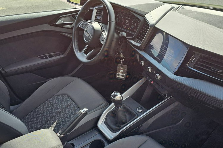 Audi A1 A 1 2.5 TFSi zdjęcie 10