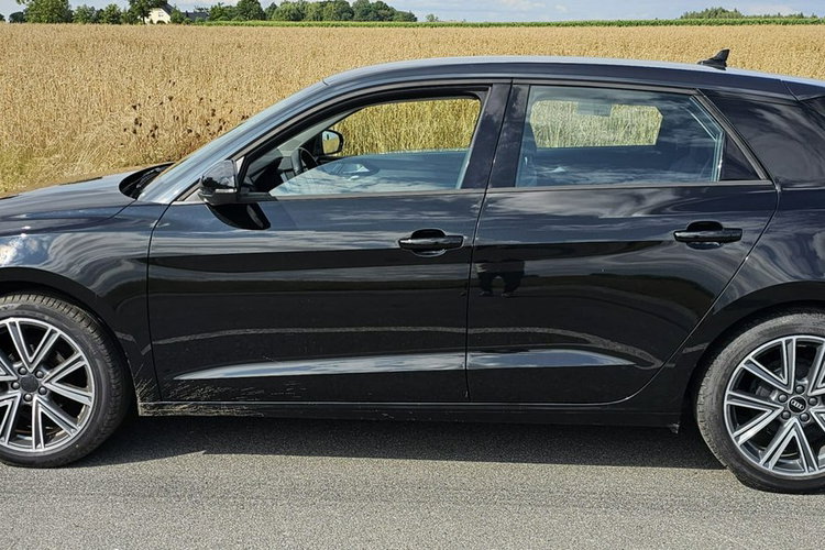 Audi A1 A 1 2.5 TFSi zdjęcie 16