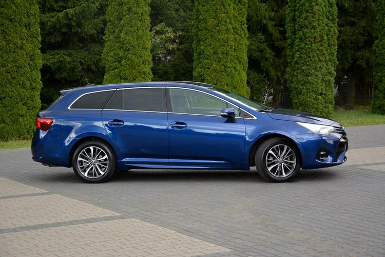 Toyota Avensis 1.8 VVT-i(147KM) Xenon Ledy Navi Kamera Grzane Fotele z Niemiec zdjęcie 4