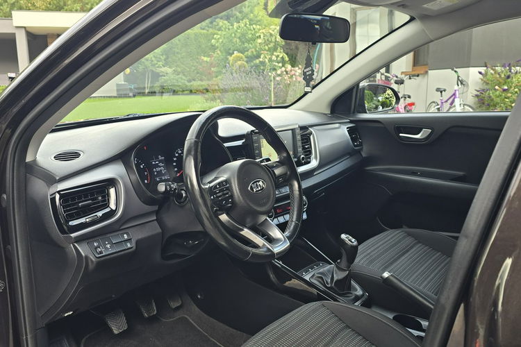 Kia Stonic 1.4 MPI 100KM / Bezwypadkowa / Serwisowana / Zadbana zdjęcie 6