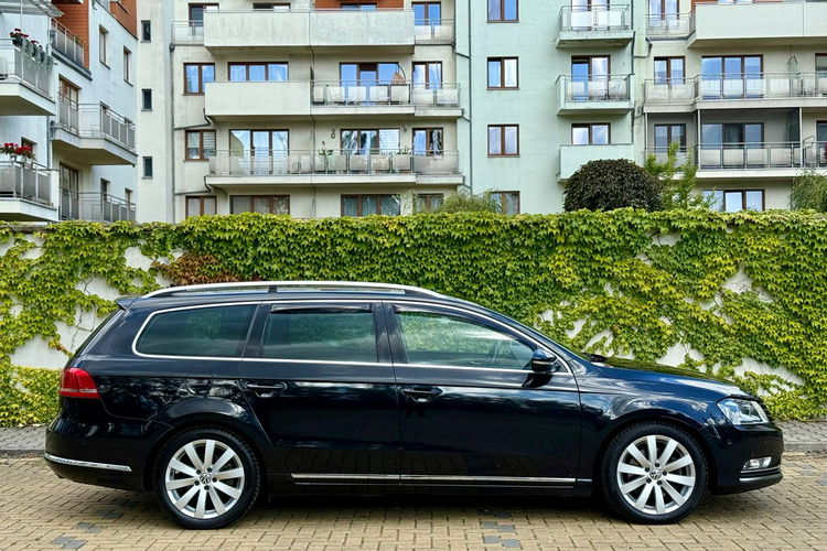 Volkswagen Passat Exclusive 2.0 TDI 177 KM 4Motion zdjęcie 14
