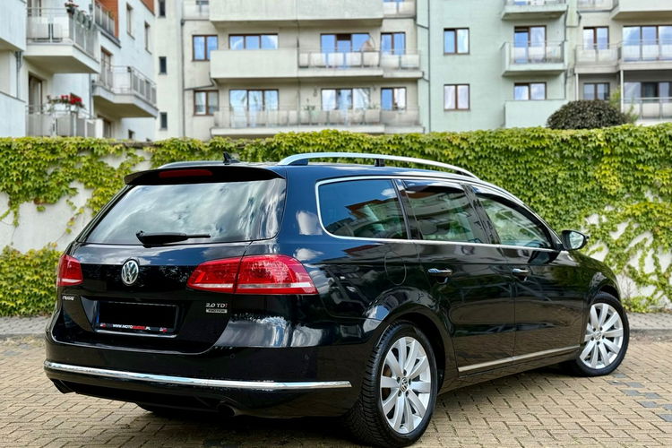 Volkswagen Passat Exclusive 2.0 TDI 177 KM 4Motion zdjęcie 16