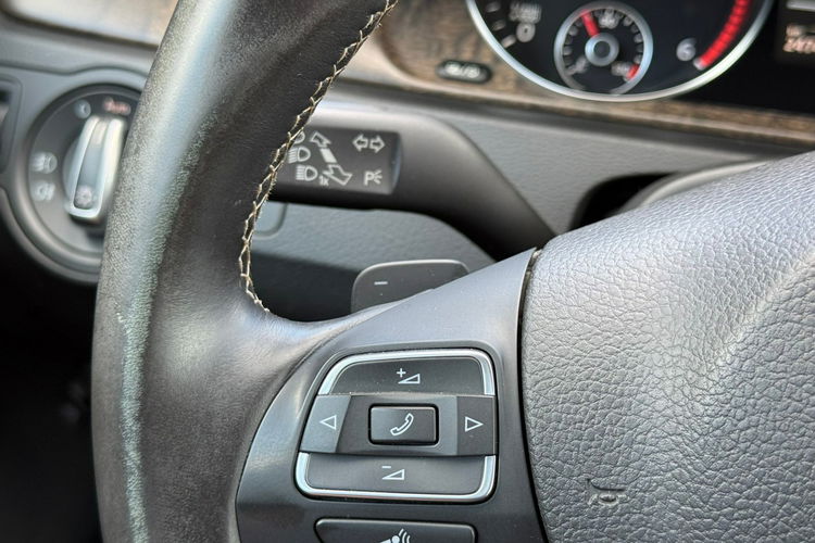 Volkswagen Passat Exclusive 2.0 TDI 177 KM 4Motion zdjęcie 26