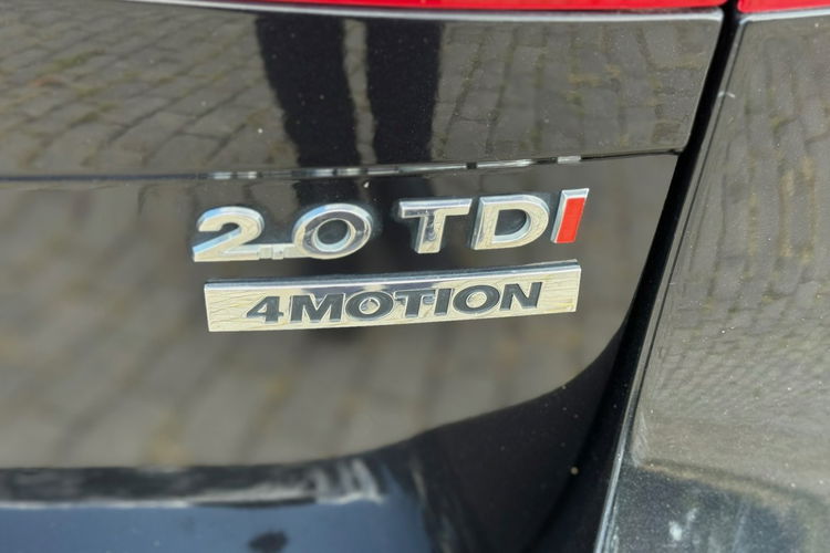 Volkswagen Passat Exclusive 2.0 TDI 177 KM 4Motion zdjęcie 35