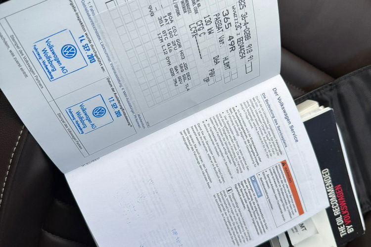 Volkswagen Passat Exclusive 2.0 TDI 177 KM 4Motion zdjęcie 36