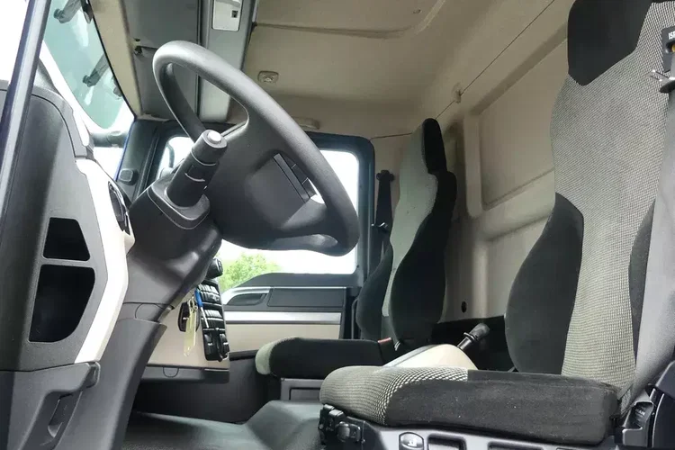 MAN TGM 12.250 / EURO 6 / KONTENER + WINDA / PRZEBIEG 90 tys km / zdjęcie 25