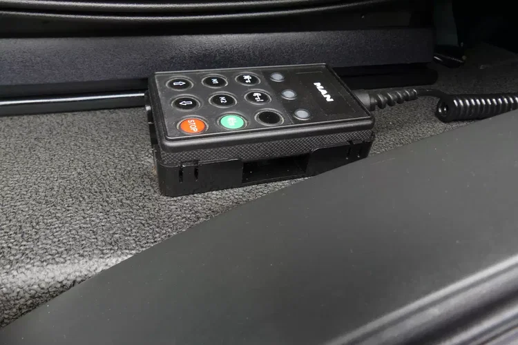 MAN TGM 12.250 / EURO 6 / KONTENER + WINDA / PRZEBIEG 90 tys km / zdjęcie 26