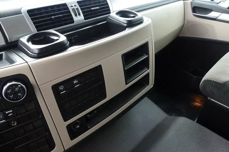 MAN TGM 12.250 / EURO 6 / KONTENER + WINDA / PRZEBIEG 90 tys km / zdjęcie 29