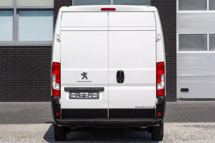 Peugeot Boxer L2H2 ŚREDNI 2.2 BlueHDI PREMIUM zdjęcie 5