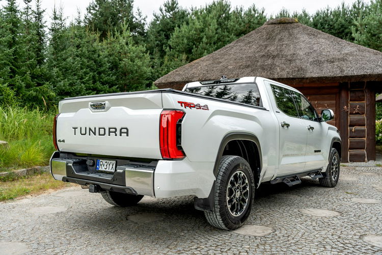 Toyota Tundra II Crewmax Platinum / TRD / 3.5 V6 389KM / 4x4 / Bezwypadkowy / 2023 zdjęcie 10