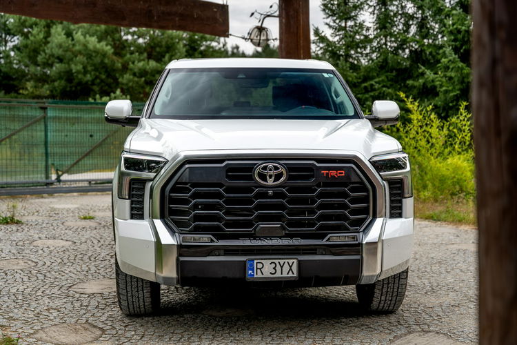 Toyota Tundra II Crewmax Platinum / TRD / 3.5 V6 389KM / 4x4 / Bezwypadkowy / 2023 zdjęcie 17