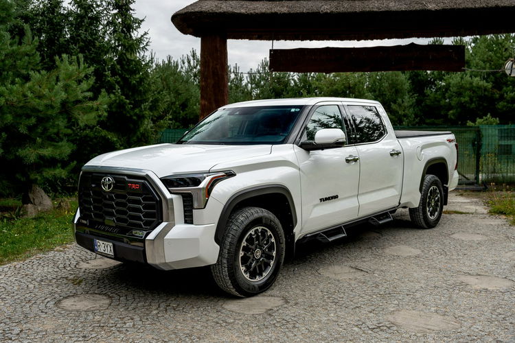 Toyota Tundra II Crewmax Platinum / TRD / 3.5 V6 389KM / 4x4 / Bezwypadkowy / 2023 zdjęcie 21