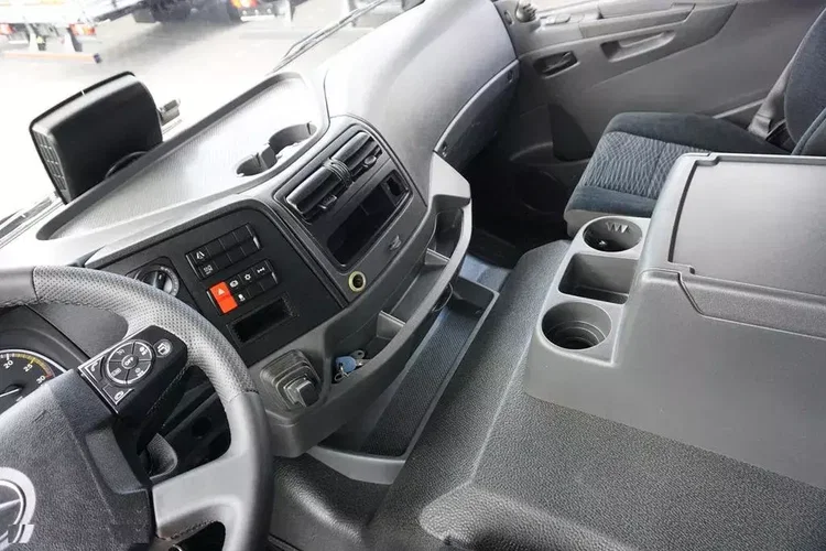 Mercedes / ATEGO / 1524 / ACC / E 6 / BURTO – FIRANKA + WINDA / 17 PALET / ŁAD. 7750 KG zdjęcie 9