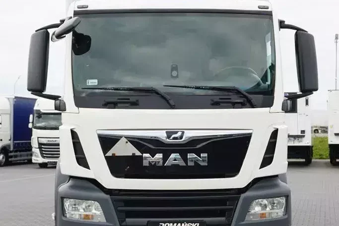 MAN TGS / 26.360 / EURO 6 / KONTENER + WINDA / 23 PALETY / DŁ. 9.3 M zdjęcie 14