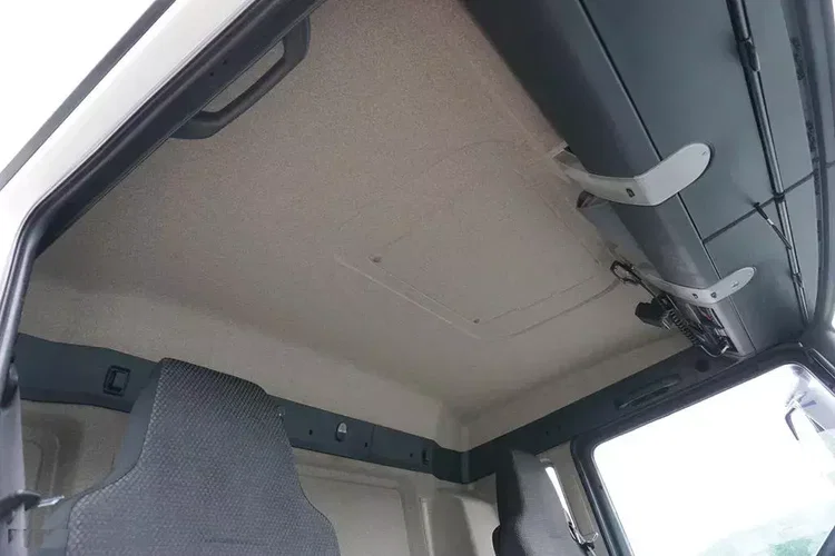 MAN TGS / 26.360 / EURO 6 / KONTENER + WINDA / 23 PALETY / DŁ. 9.3 M zdjęcie 17