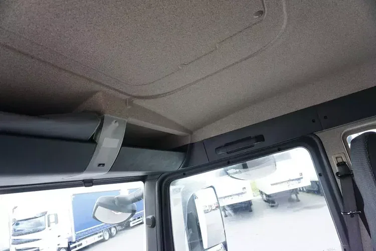 MAN TGS / 26.360 / EURO 6 / KONTENER + WINDA / 23 PALETY / DŁ. 9.3 M zdjęcie 23