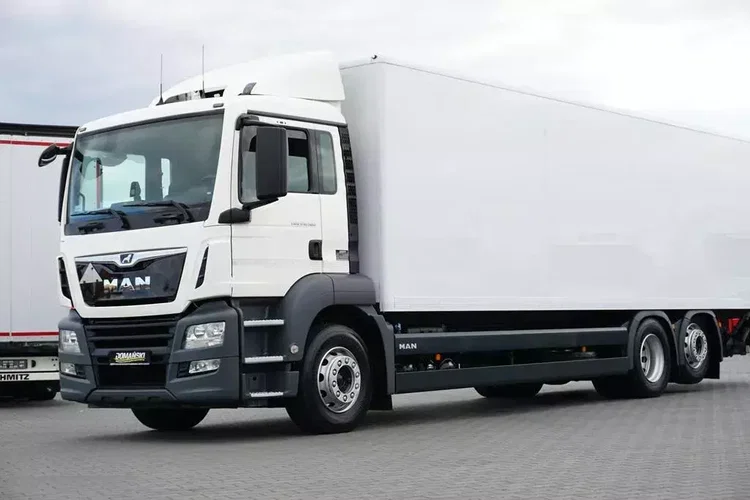 MAN TGS / 26.360 / EURO 6 / KONTENER + WINDA / 23 PALETY / DŁ. 9.3 M zdjęcie 33