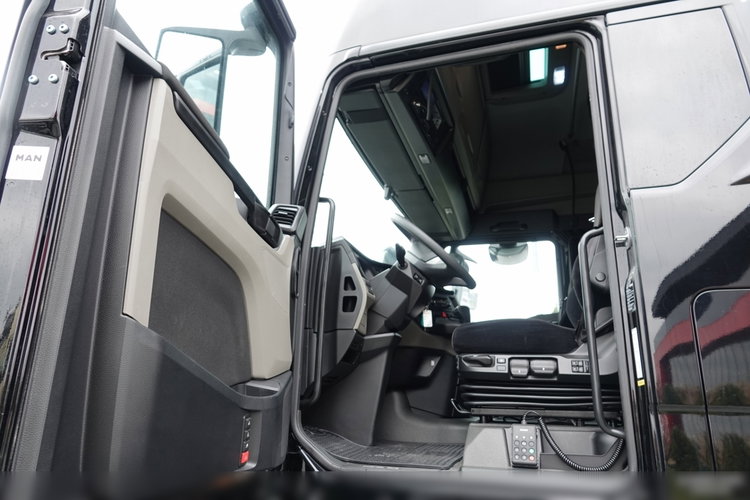 MAN TGX 18.470 / GX / NOWY TACHOGRAF / PO KONTRAKCIE SERWISOWYM zdjęcie 16