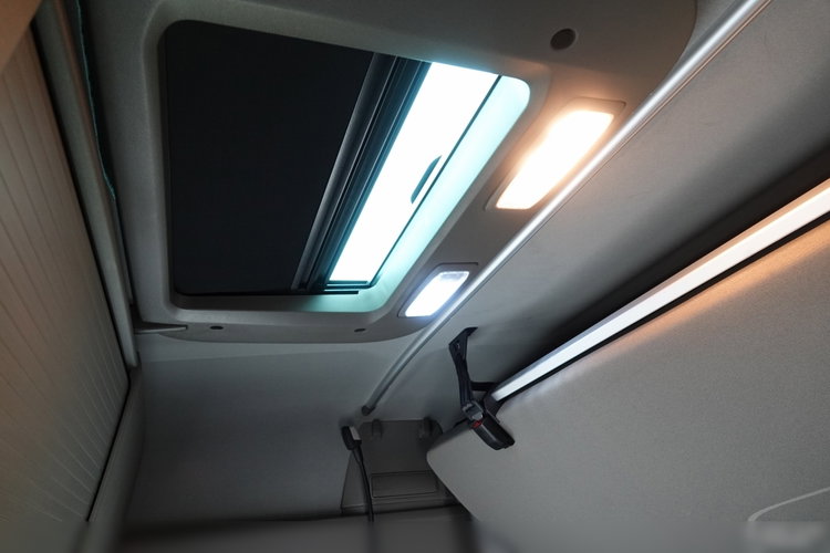 MAN TGX 18.470 / GX / NOWY TACHOGRAF / PO KONTRAKCIE SERWISOWYM zdjęcie 19