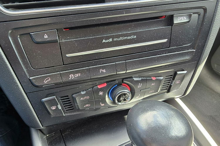 Audi Q5 Niski udokumentowany przebieg, nowy kompletny rozrząd. zdjęcie 13