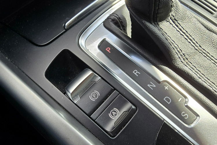 Audi Q5 Niski udokumentowany przebieg, nowy kompletny rozrząd. zdjęcie 14