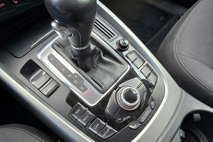 Audi Q5 Niski udokumentowany przebieg, nowy kompletny rozrząd. zdjęcie 15