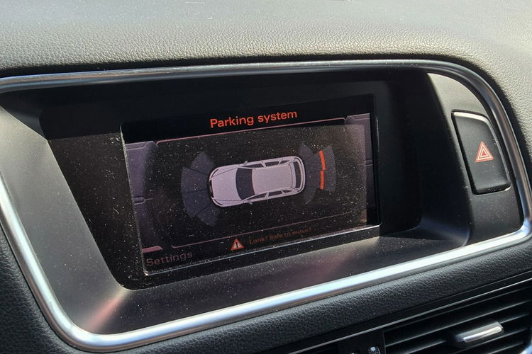 Audi Q5 Niski udokumentowany przebieg, nowy kompletny rozrząd. zdjęcie 16
