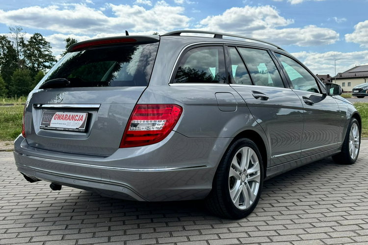 Mercedes C 180 LIFT Benzyna Nowy Rozrząd BDB stan zdjęcie 11