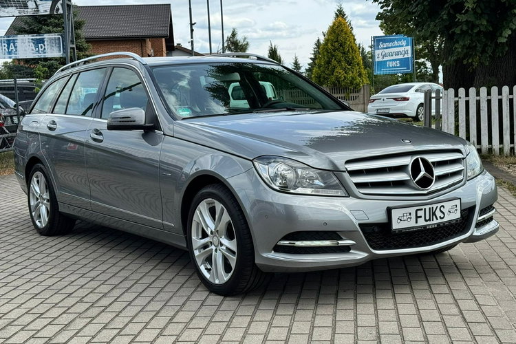 Mercedes C 180 LIFT Benzyna Nowy Rozrząd BDB stan zdjęcie 13