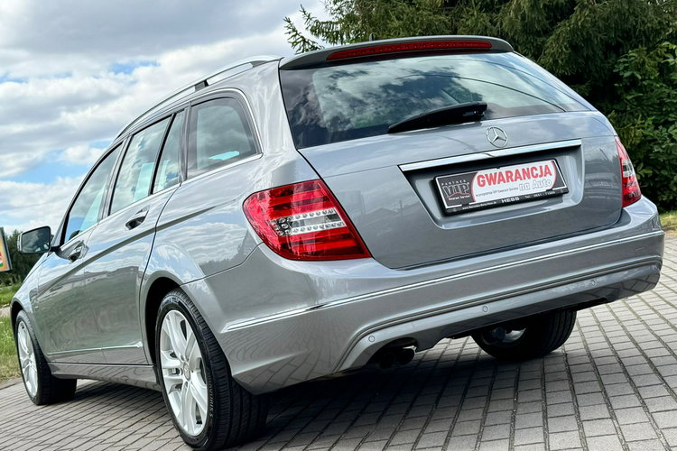 Mercedes C 180 LIFT Benzyna Nowy Rozrząd BDB stan zdjęcie 3