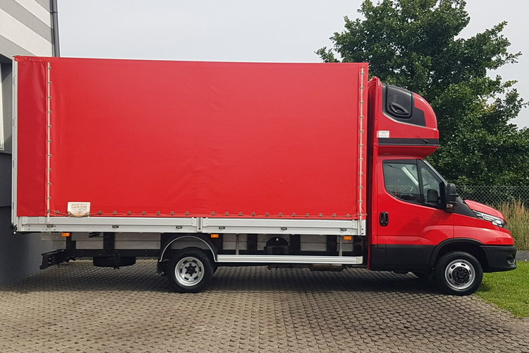 Iveco Daily 50C18 V DAILY 12EP PLANDEKA FIRANKA 5.11x2.45x2.35 SPANIE DMC 3500KG SKRZYNIA zdjęcie 9