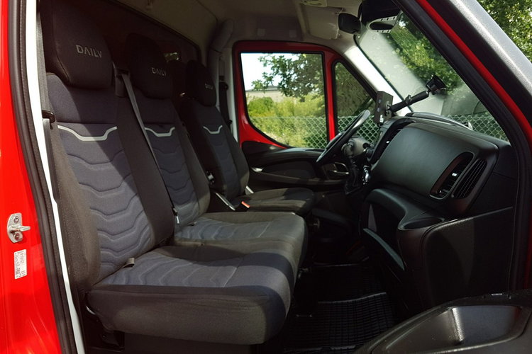 Iveco Daily 50C18 V DAILY 12EP PLANDEKA FIRANKA 5.11x2.45x2.35 SPANIE DMC 3500KG SKRZYNIA zdjęcie 6