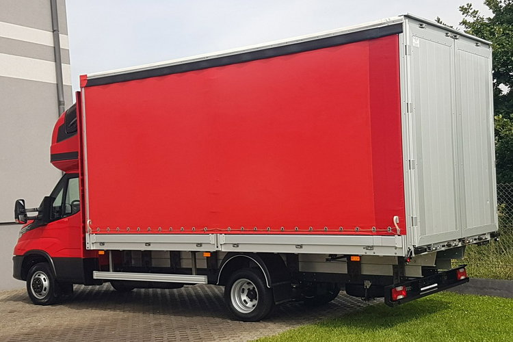 Iveco Daily 50C18 V DAILY 12EP PLANDEKA FIRANKA 5.11x2.45x2.35 SPANIE DMC 3500KG SKRZYNIA zdjęcie 2